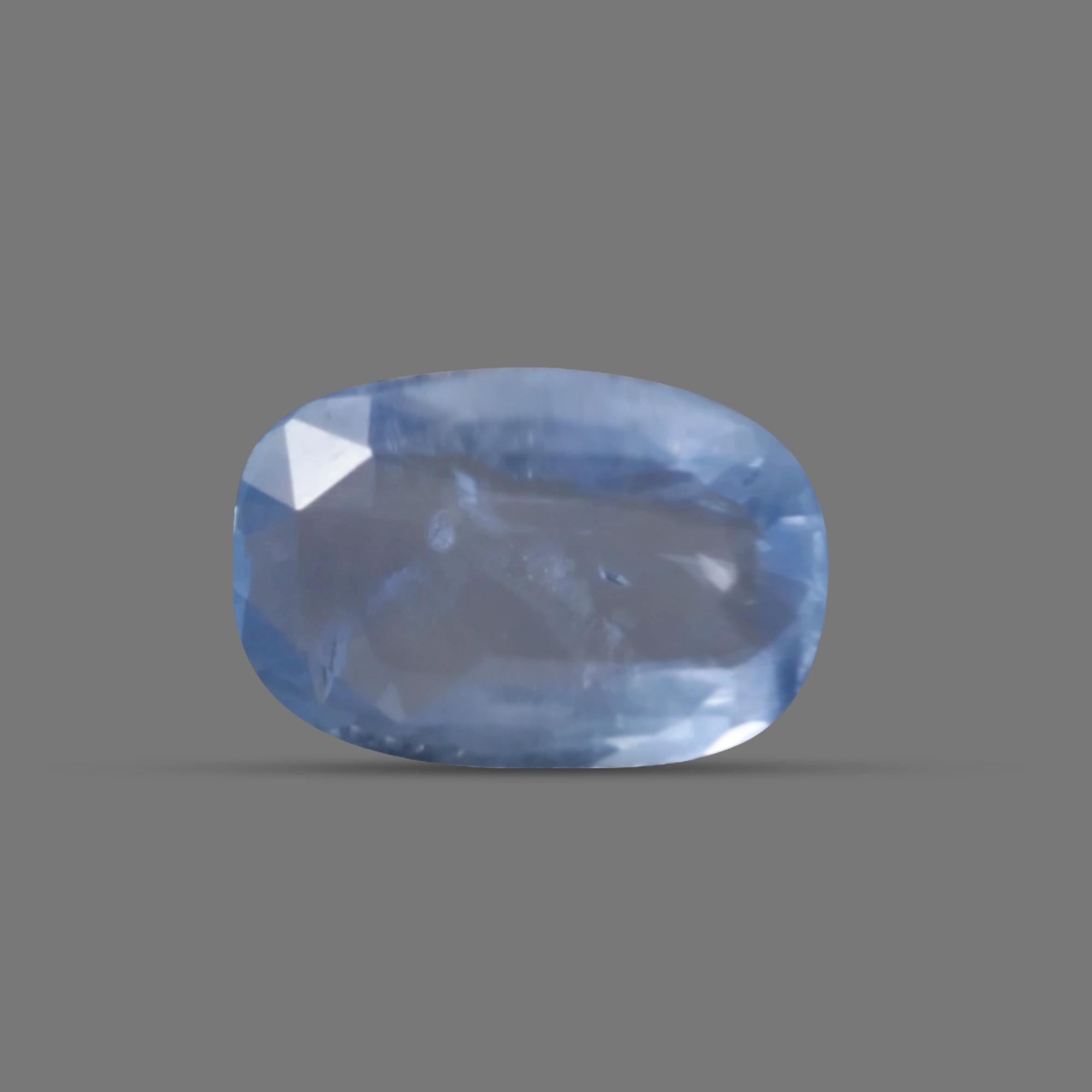 Blue Sapphire  - 4.65 carats