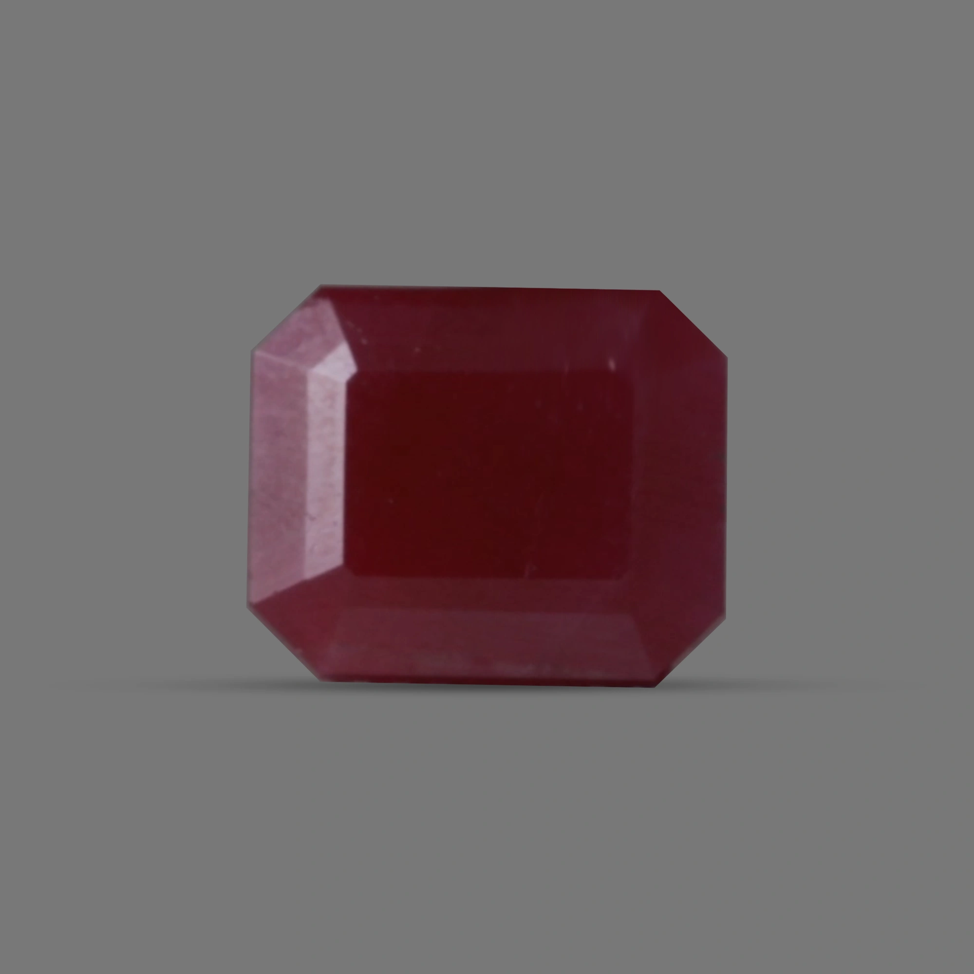 Ruby African - 6.80 carats