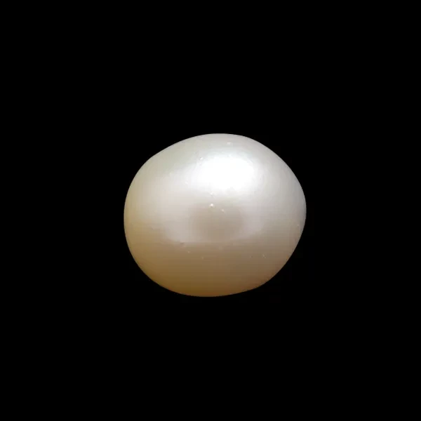 South Sea Pearl - 6.6 carats